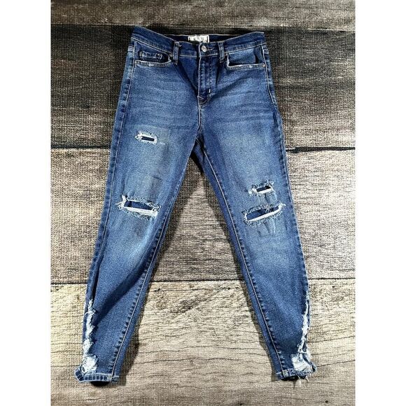 We The Free Tapered  Distressed Denim Cropped Jeans Capri Size 28 - Picture 1 of 8